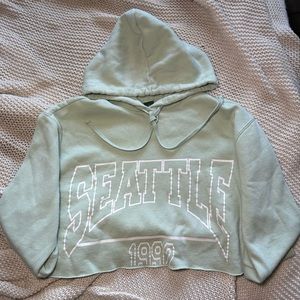 Wild Fable Seattle Sage Cropped Hoodie Size S